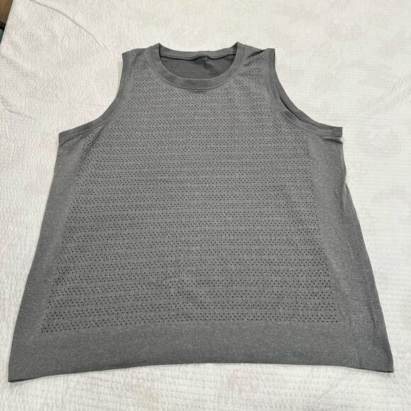Lululemon muscle tank top 8/10 women - Picture 4 of 4